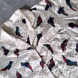 VTG Shoe‎ Print Button Down Shirt Satin PJ Top SZ M AOP Kathryn Boho Shirt Y2K